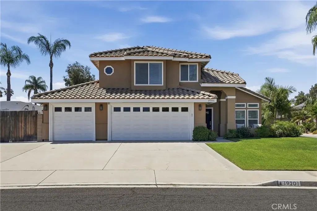 19201 Marmalade Court, Riverside