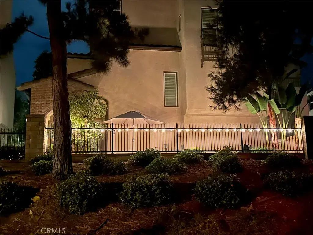 11 Tall Oak, Irvine