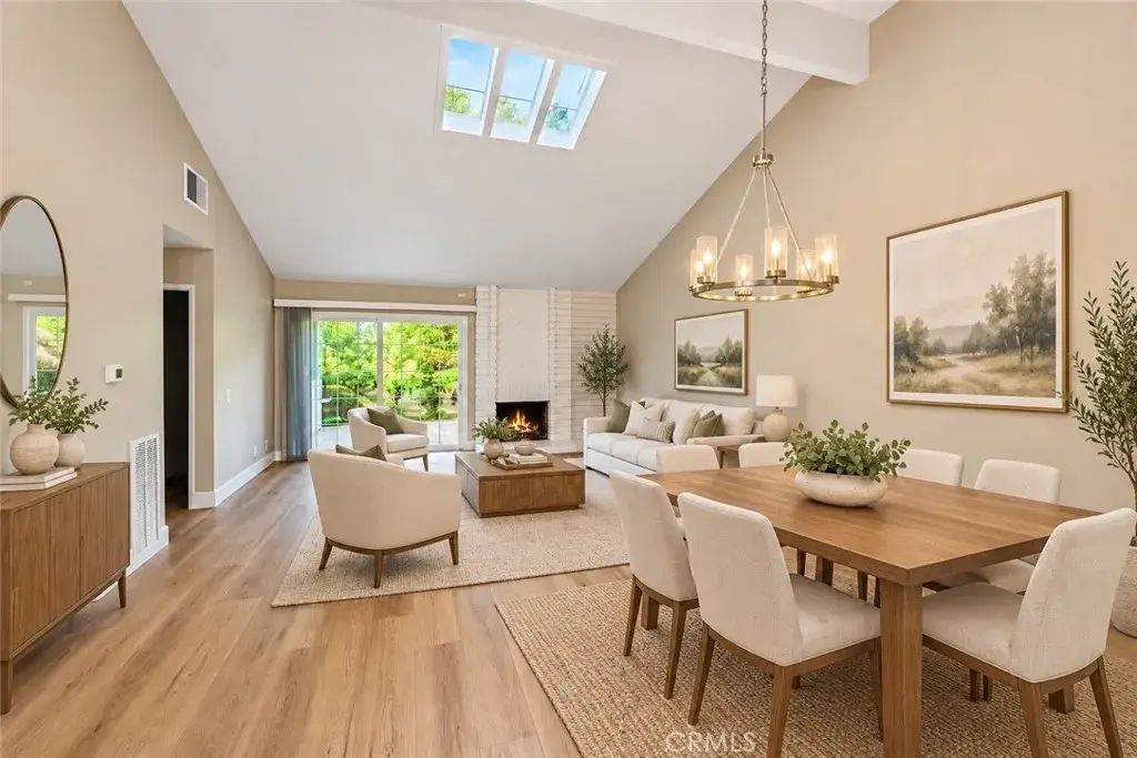 11 Beechwood, Irvine