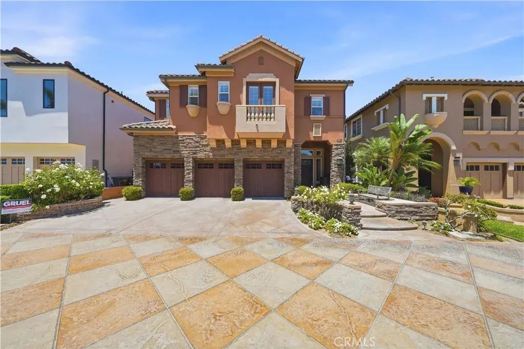 5571 Ocean Terrace, Huntington Beach
