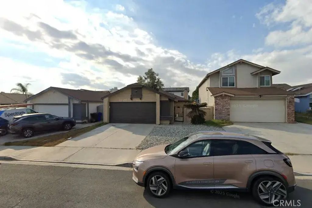 6315 Thunder Bay, Jurupa Valley