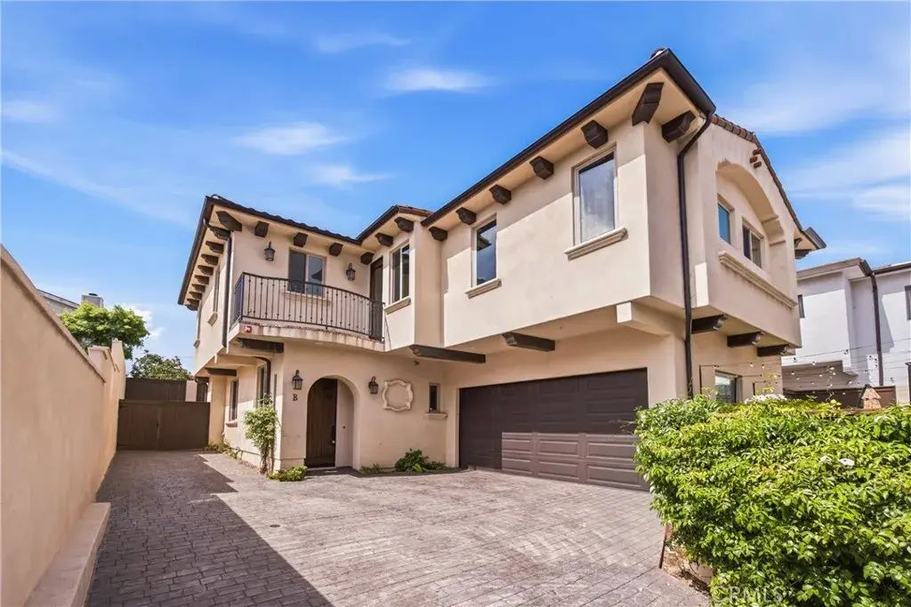 1918 Harriman Lane, Redondo Beach