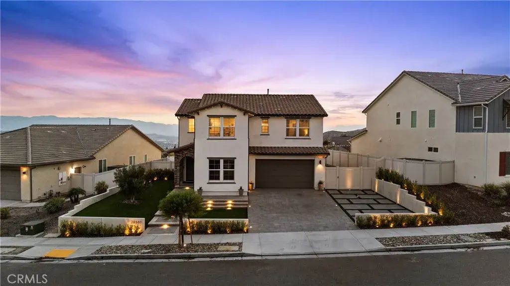 28507 Daybreak Way, Saugus