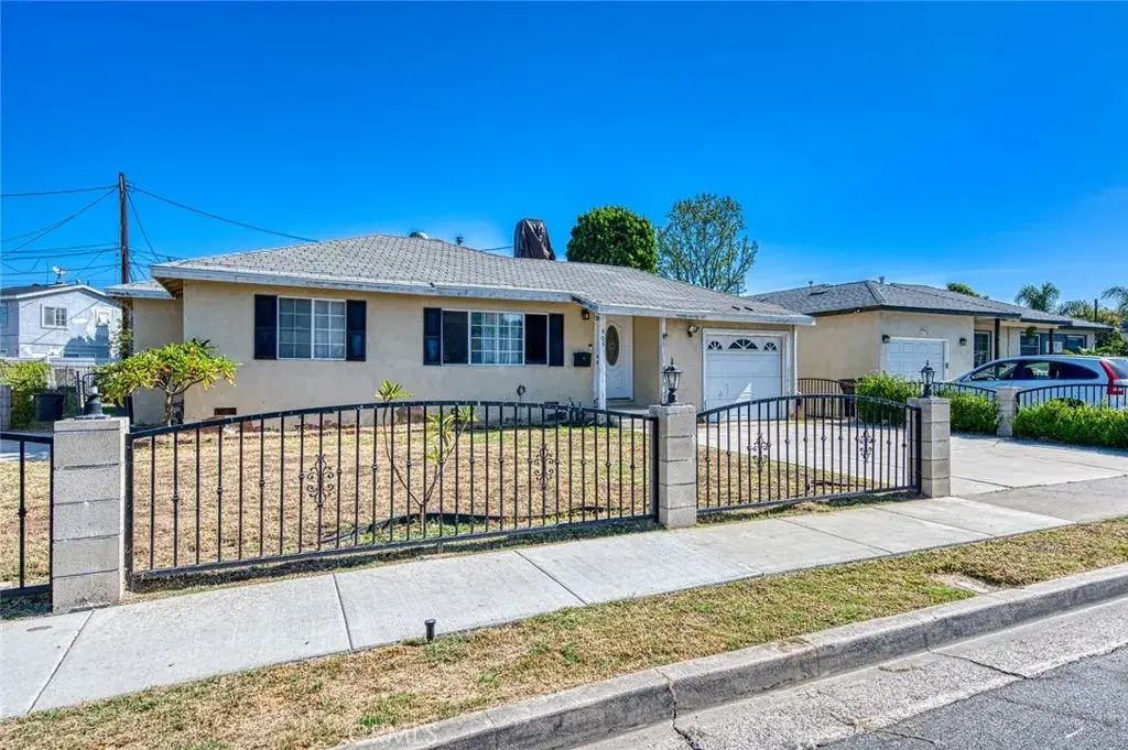 903 Willow Drive, Brea
