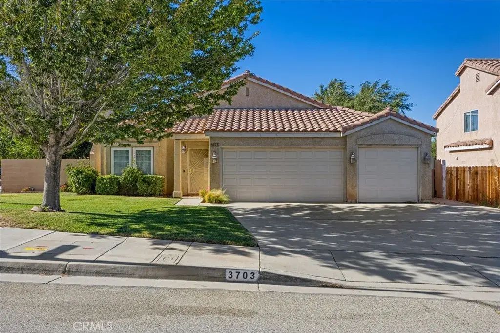 3703 E Avenue S12, Palmdale