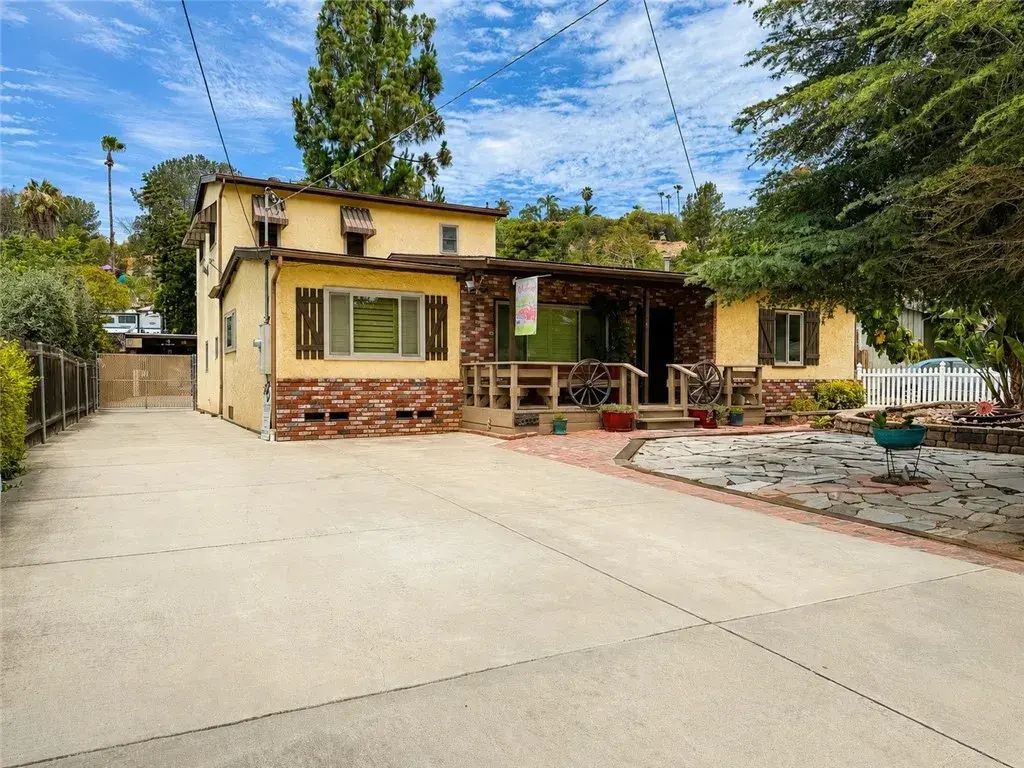 4114 Citradora, Spring Valley