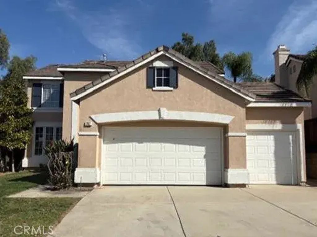 747 Ochee Circle, Corona