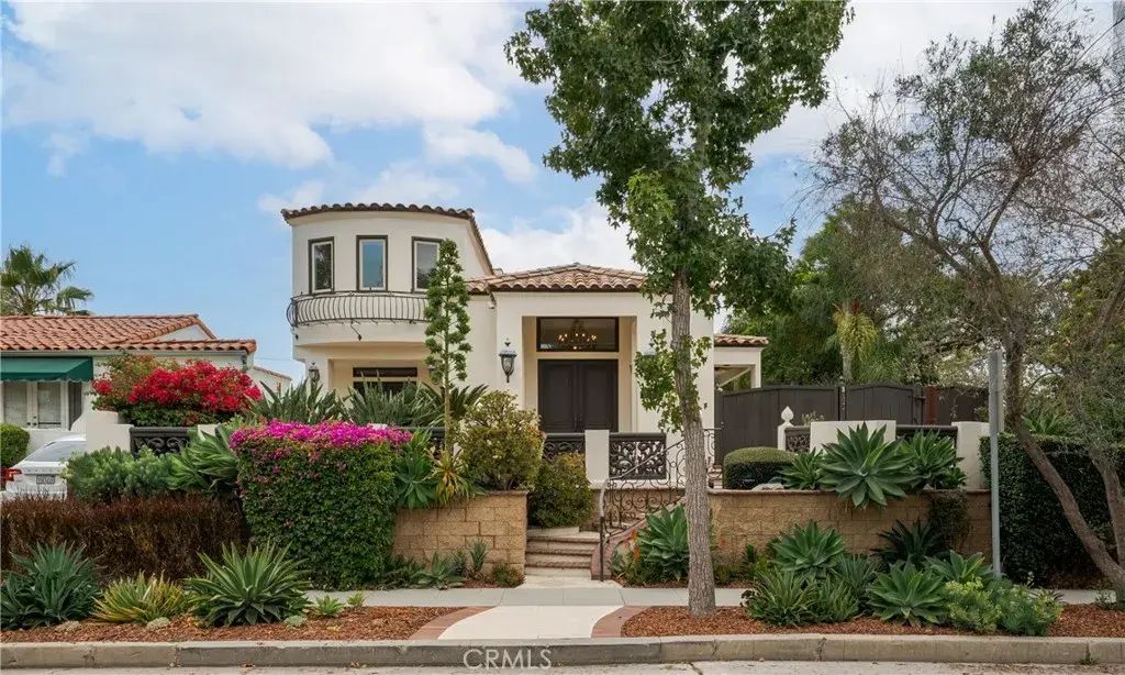839 E 37th, Long Beach