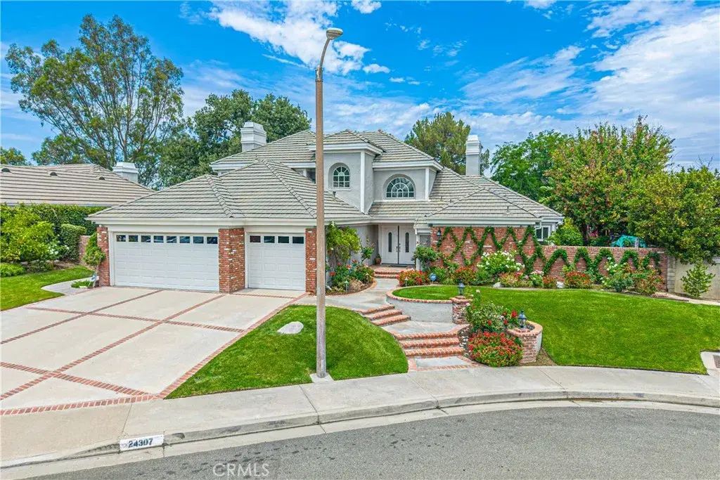 24307 Mornington, Valencia