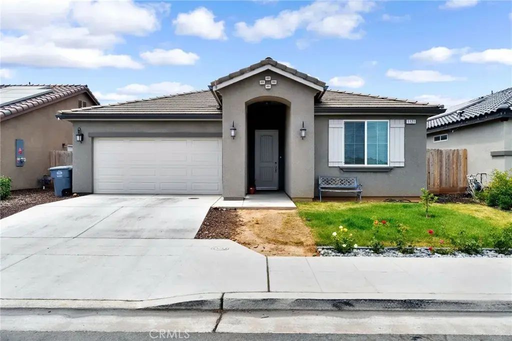 1121 Wasatch, Madera