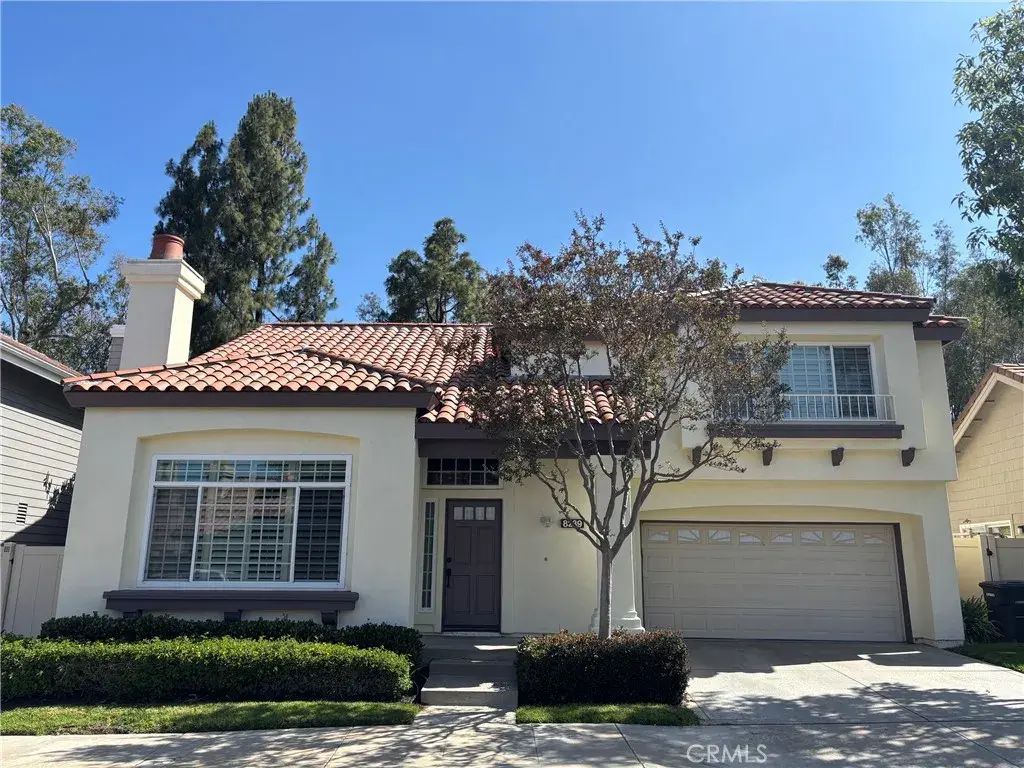 8239 E Star Pine, Orange