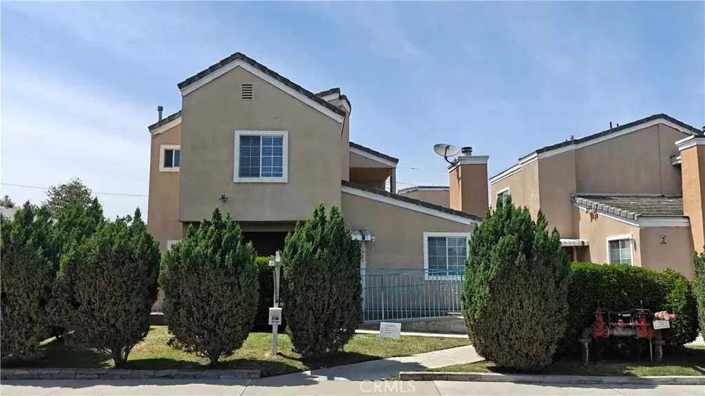 907 W Mission Road A, Alhambra