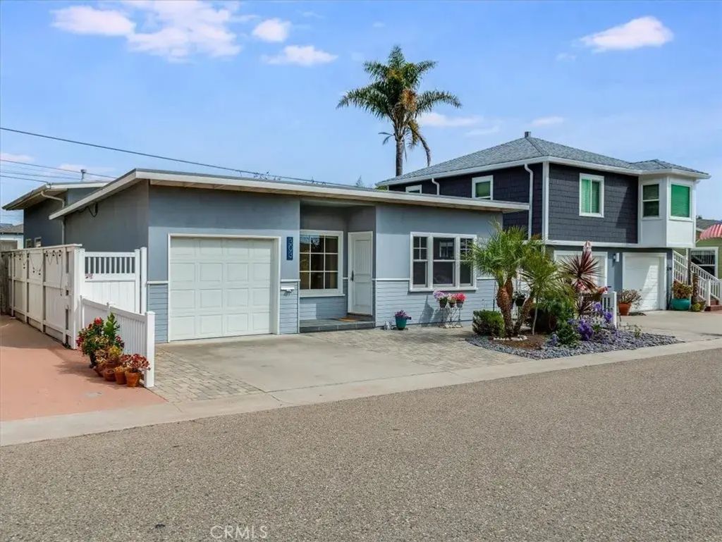 303 Castaic, Pismo Beach