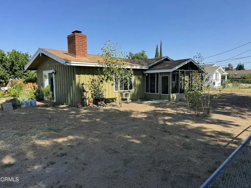 6931 Longridge Avenue, Los Angeles