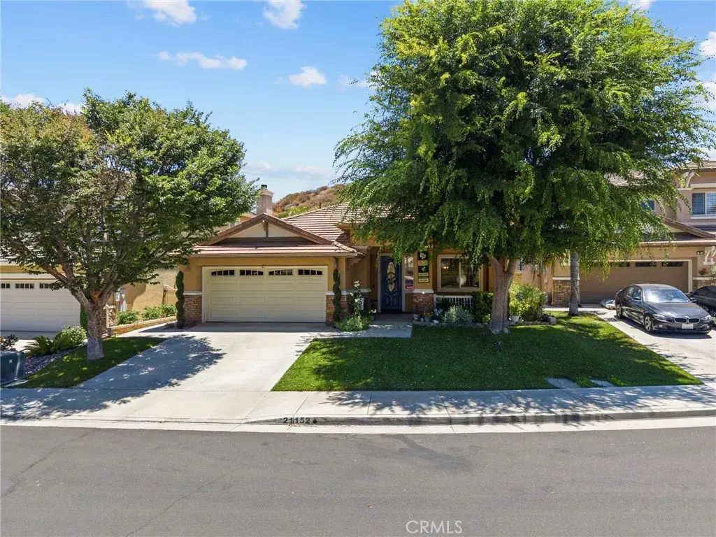 21152 Cross Creek, Saugus