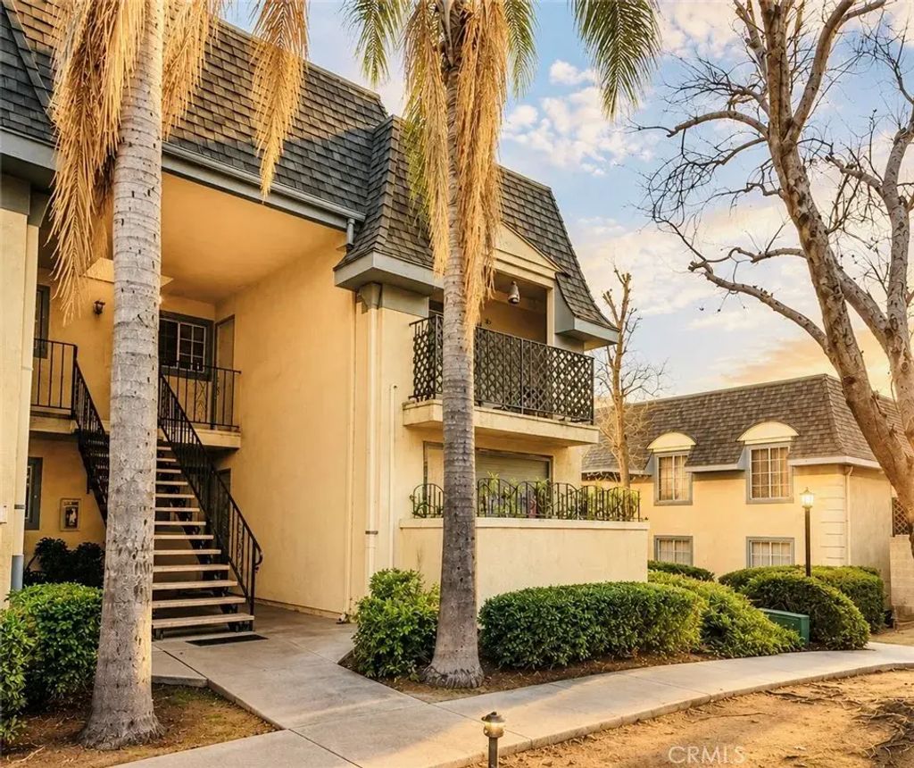 149 W 6th Street 10, San Bernardino