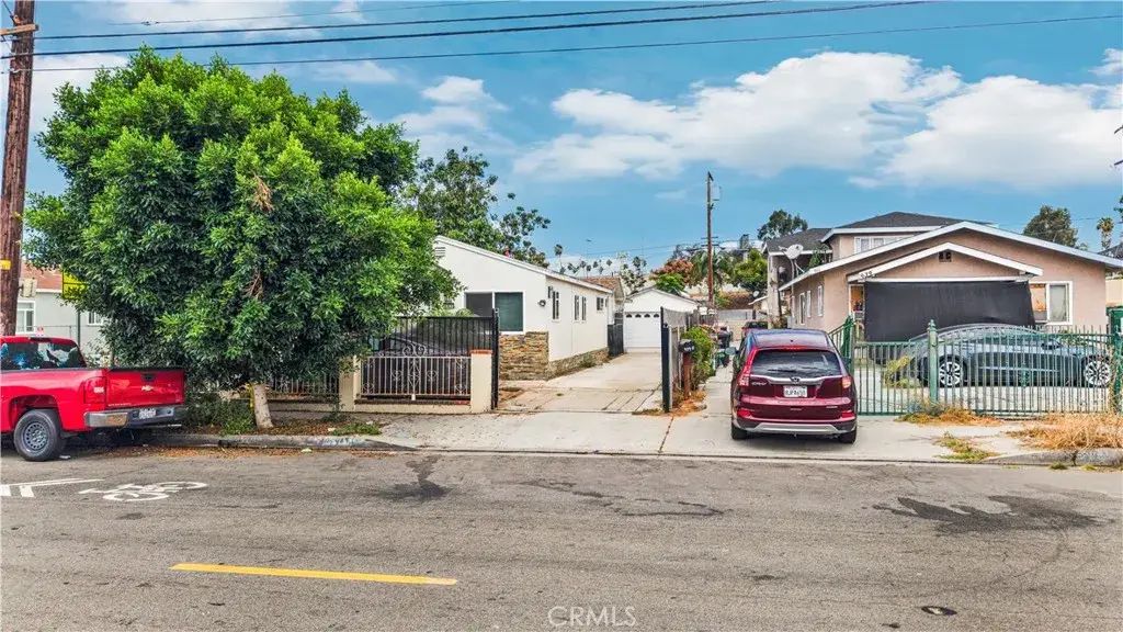 943 S Ford Boulevard, Los Angeles