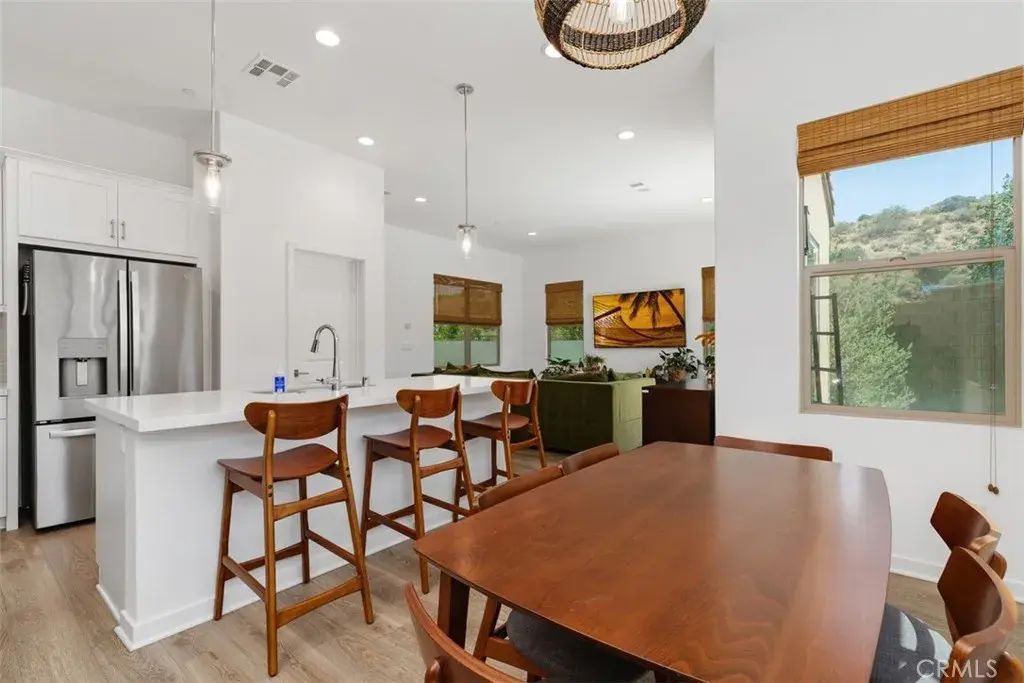 4247 Horvath 108, Corona