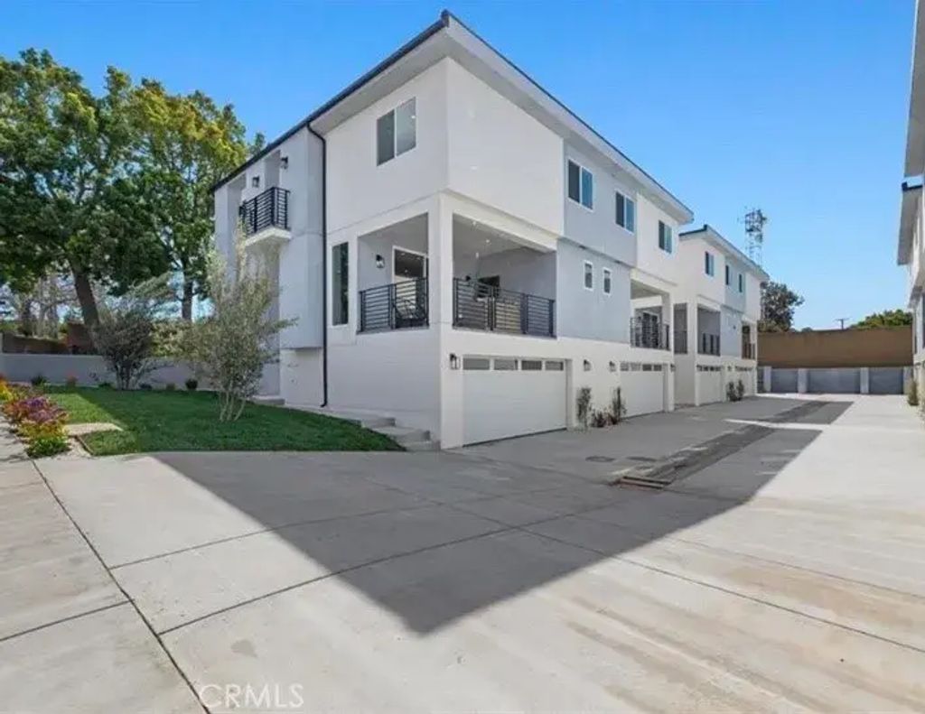 26109 Narbonne, Lomita