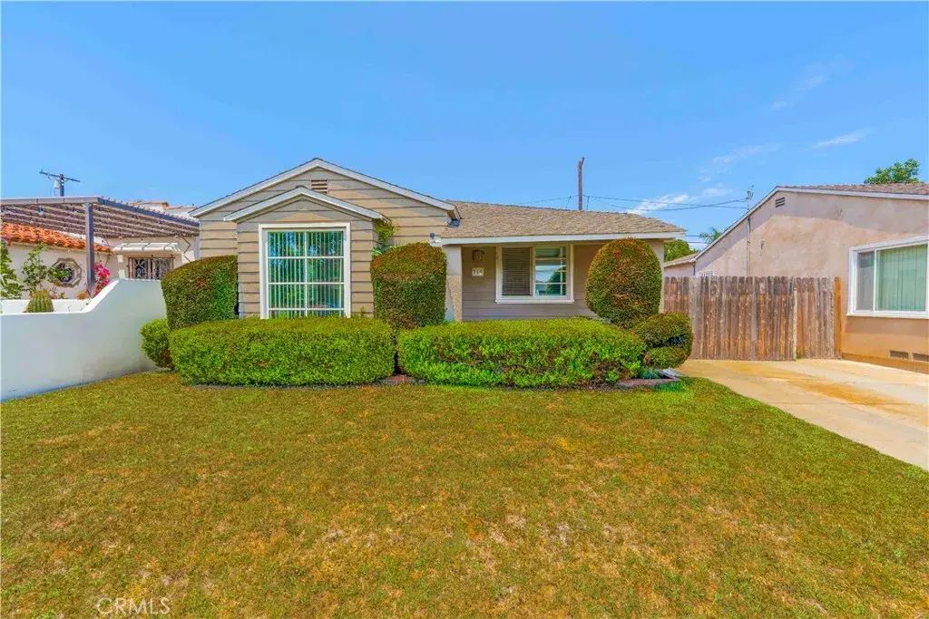 219 E Bort Street, Long Beach