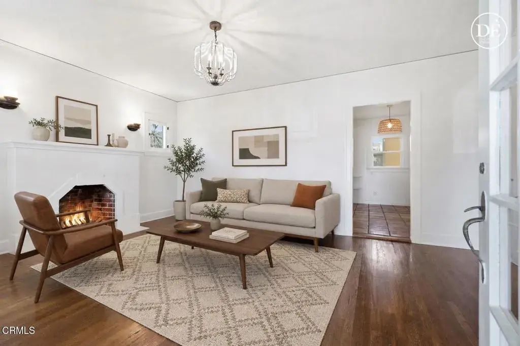 1003 E Virginia Terrace, Santa Paula
