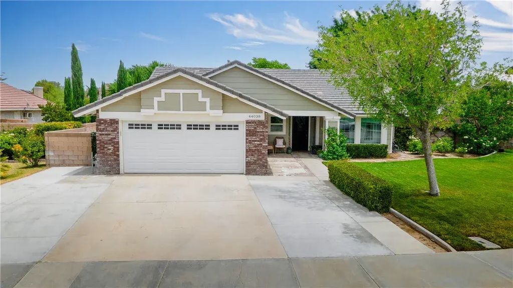 44038 Colony Court, Lancaster
