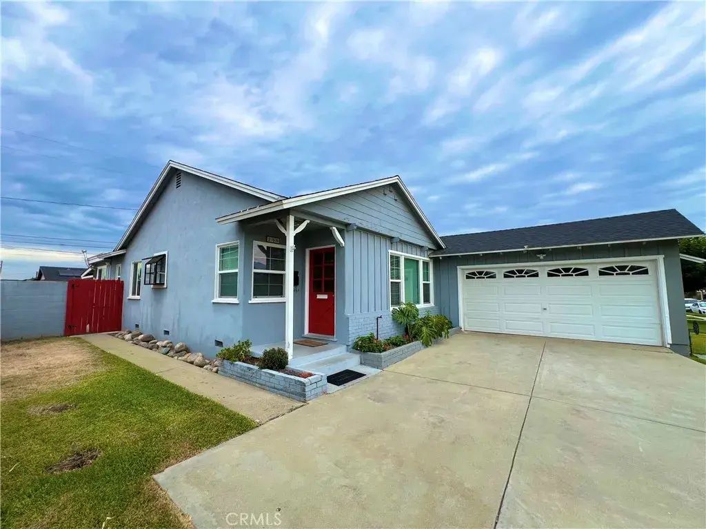 256 E Groverdale Street, Covina