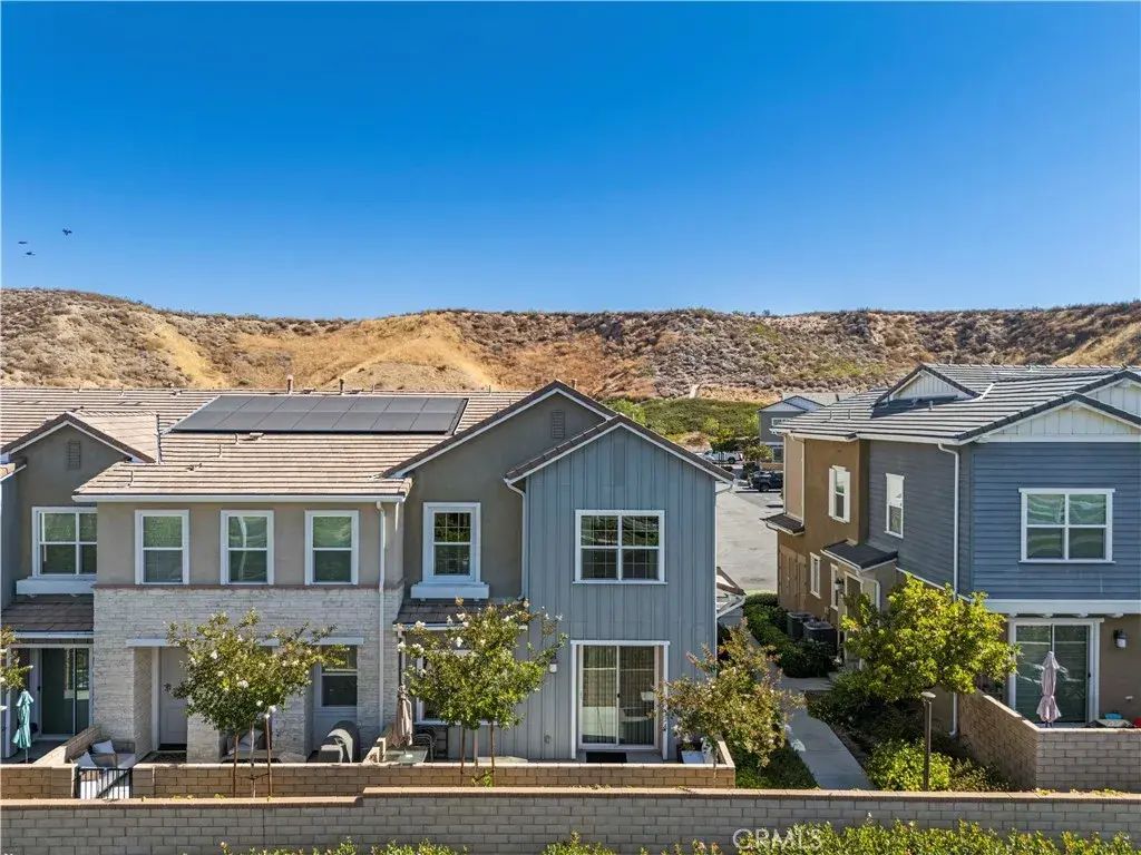 22760 Harmony Drive, Saugus