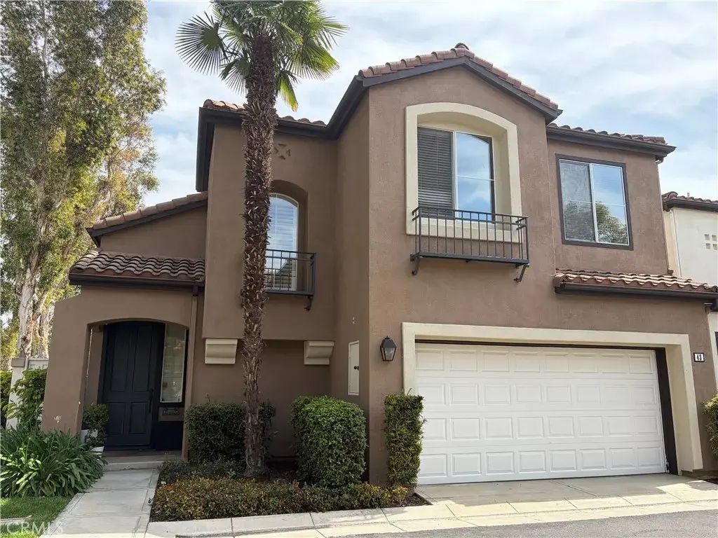 43 Del Trevi, Irvine