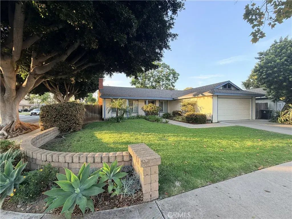 701 E 21st Street, Santa Ana
