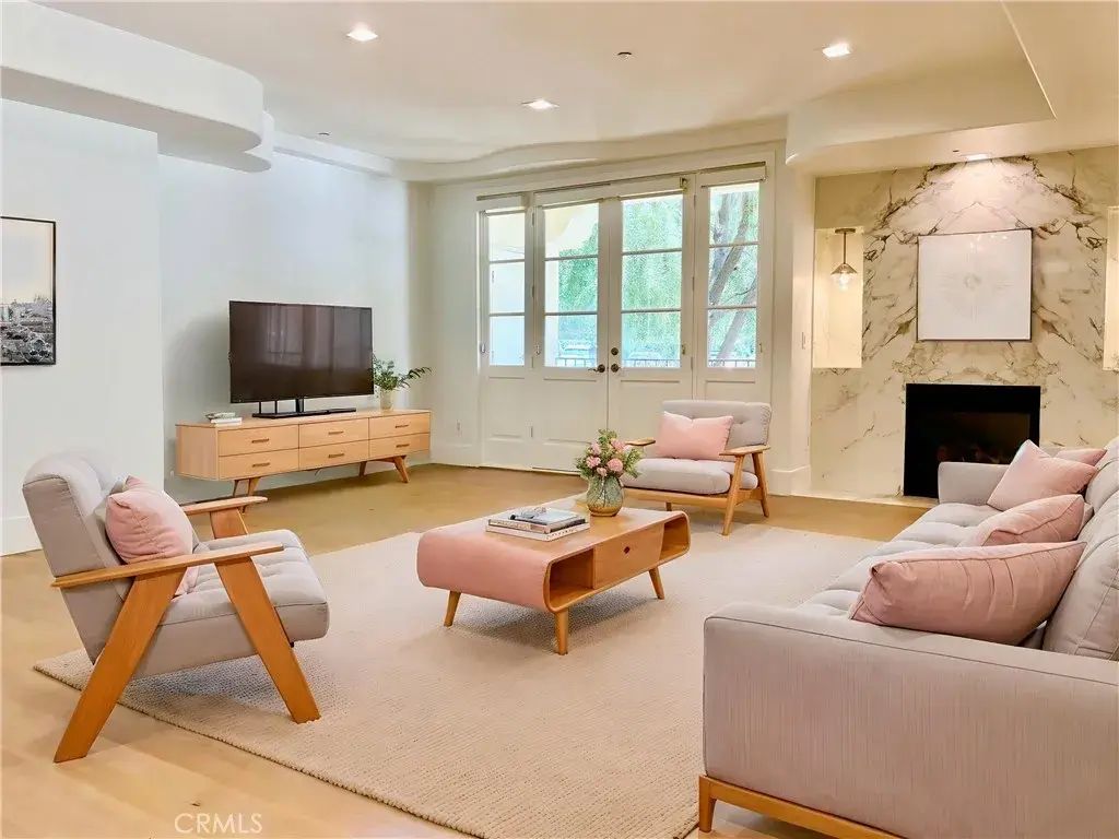 1861 Veteran Avenue 101, Westwood - Century City