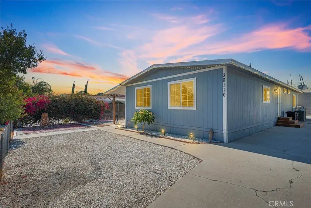30110 La Puerta, Homeland