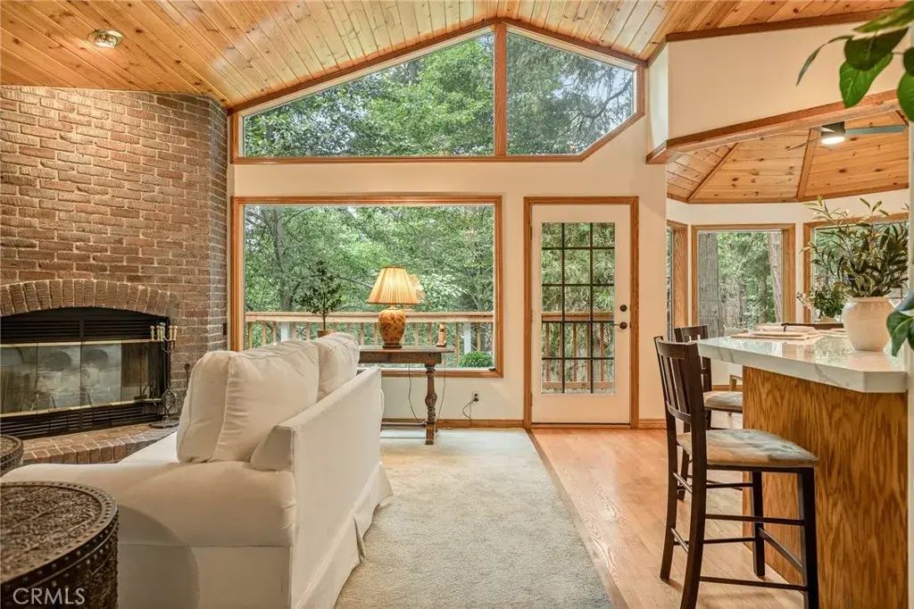 24376 Horst Drive, Crestline