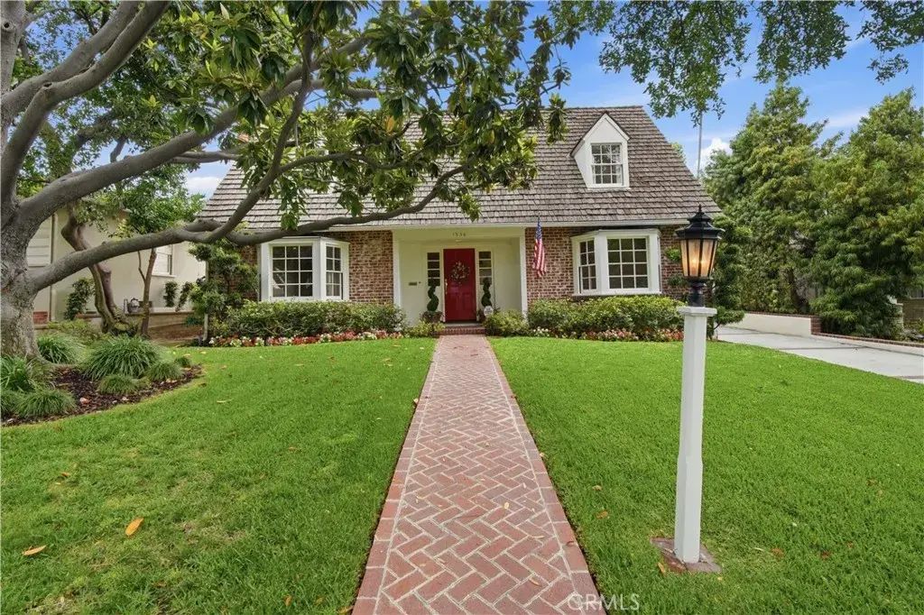 1536 Bradbury Road, San Marino