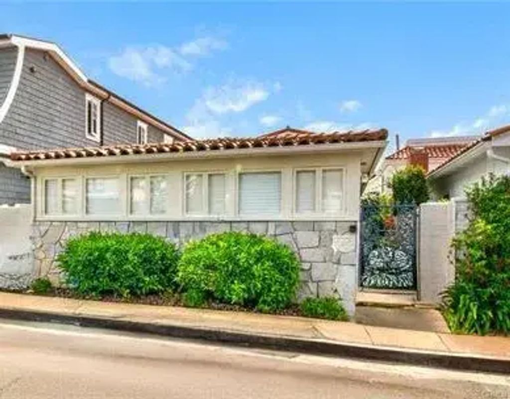 226 Via Koron, Newport Beach