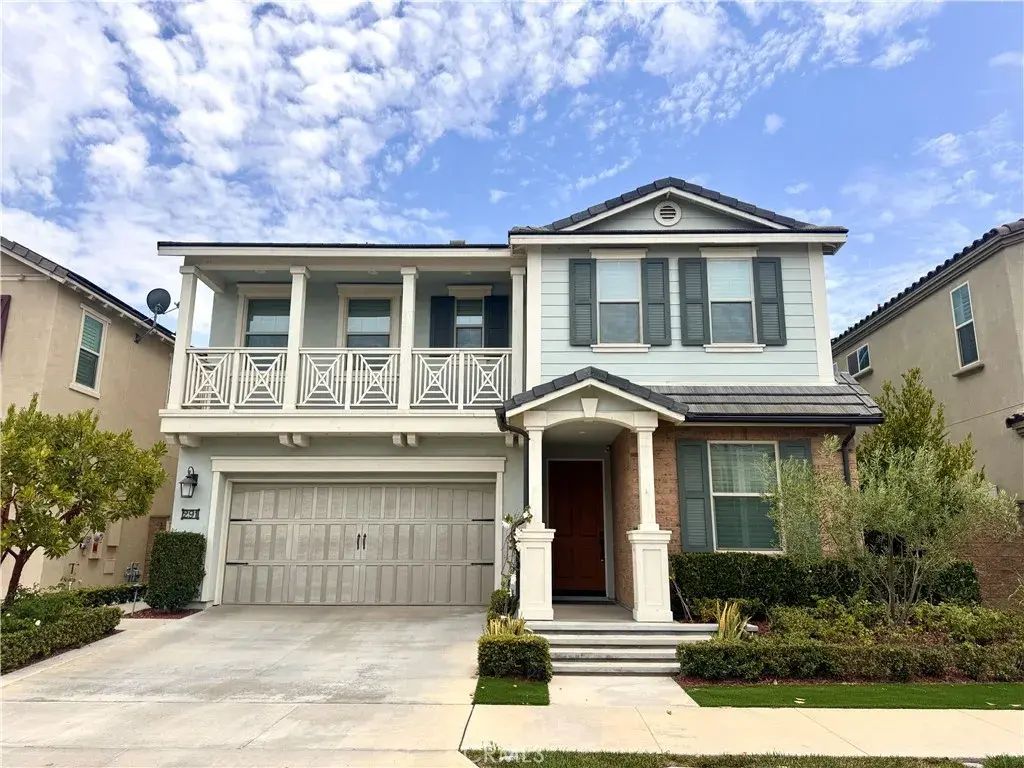 291 Barnes Road, Tustin