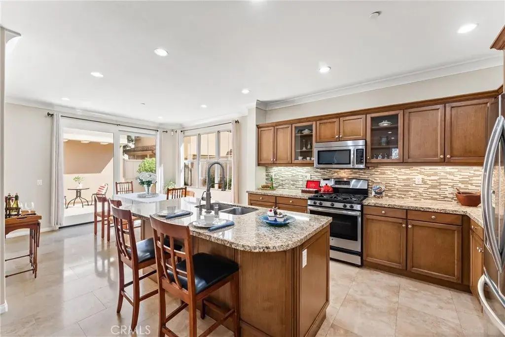 37 Peony, Irvine