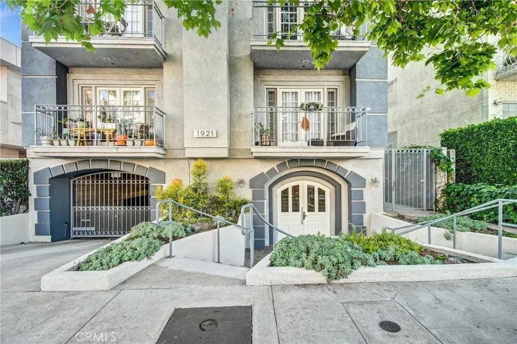 1921 Malcolm Avenue 201, Los Angeles