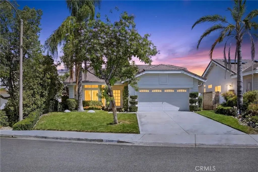 23463 Riversbridge Way, Valencia