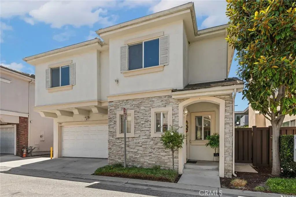 15807 Crest Lane, Gardena