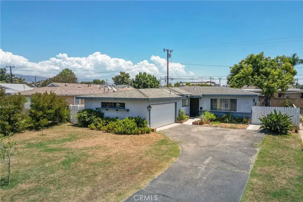 1406 N O Malley, Covina