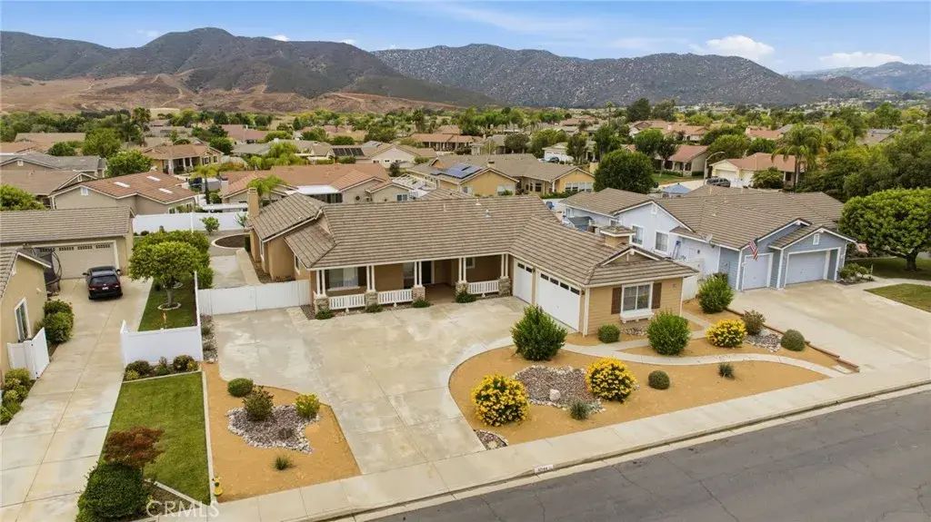 42144 Santa Fe Trail, Murrieta