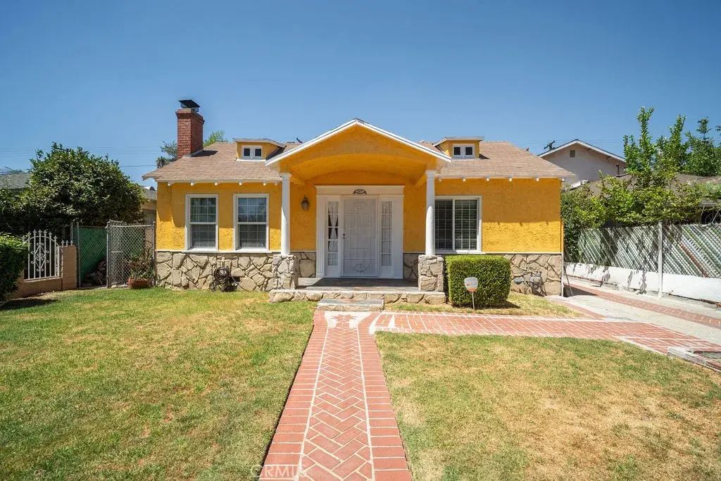 247 W Santa Anita, Burbank