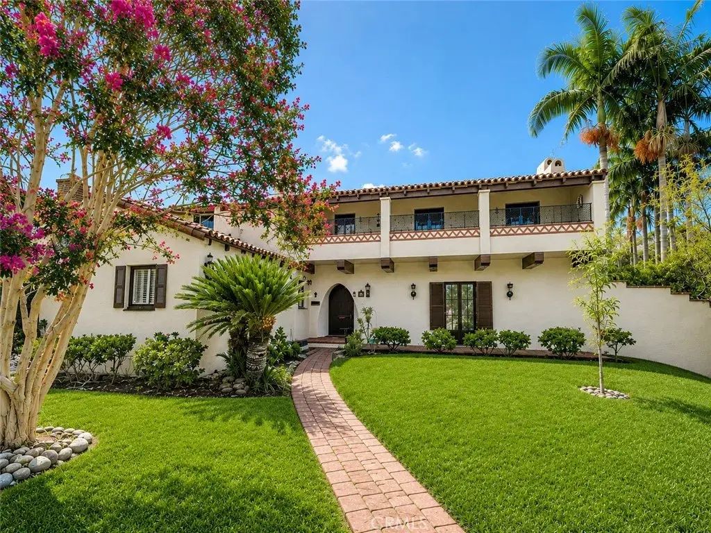 2500 Monterey, San Marino