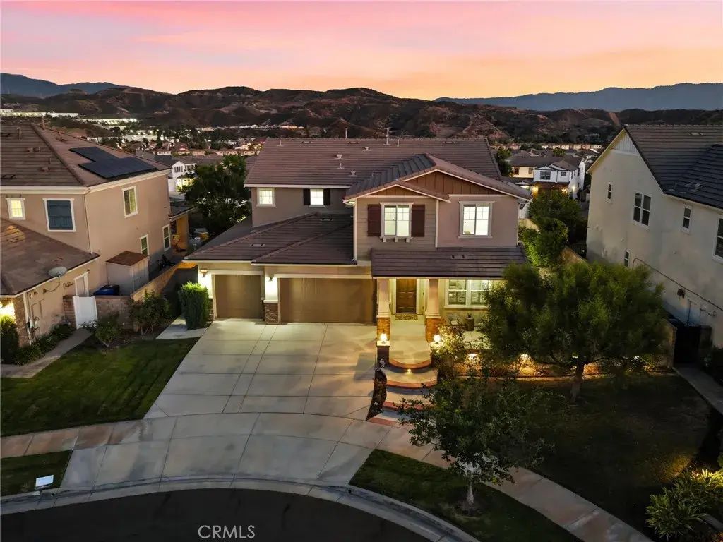 22384 Riverstream Court, Saugus