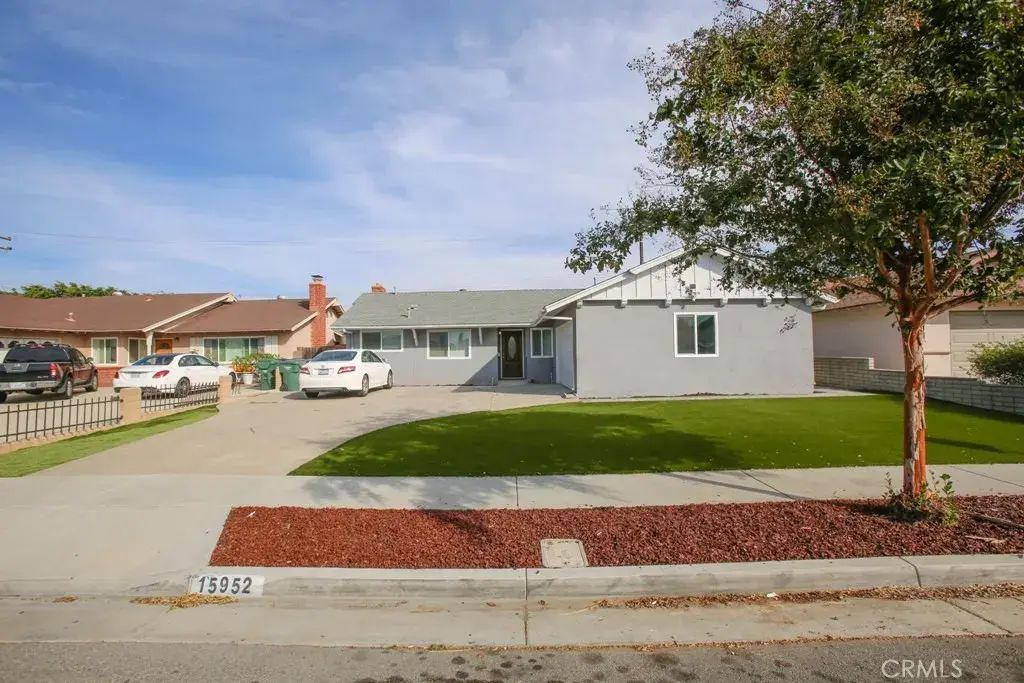 15952 Standish Lane, Huntington Beach