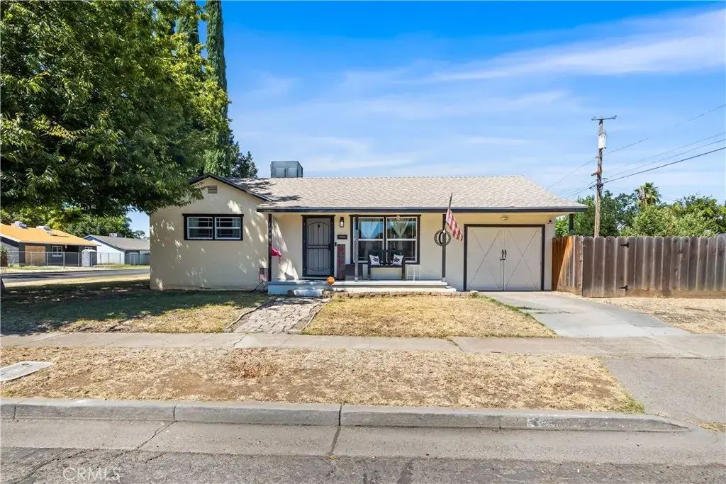 1399 E 23rd St, Merced