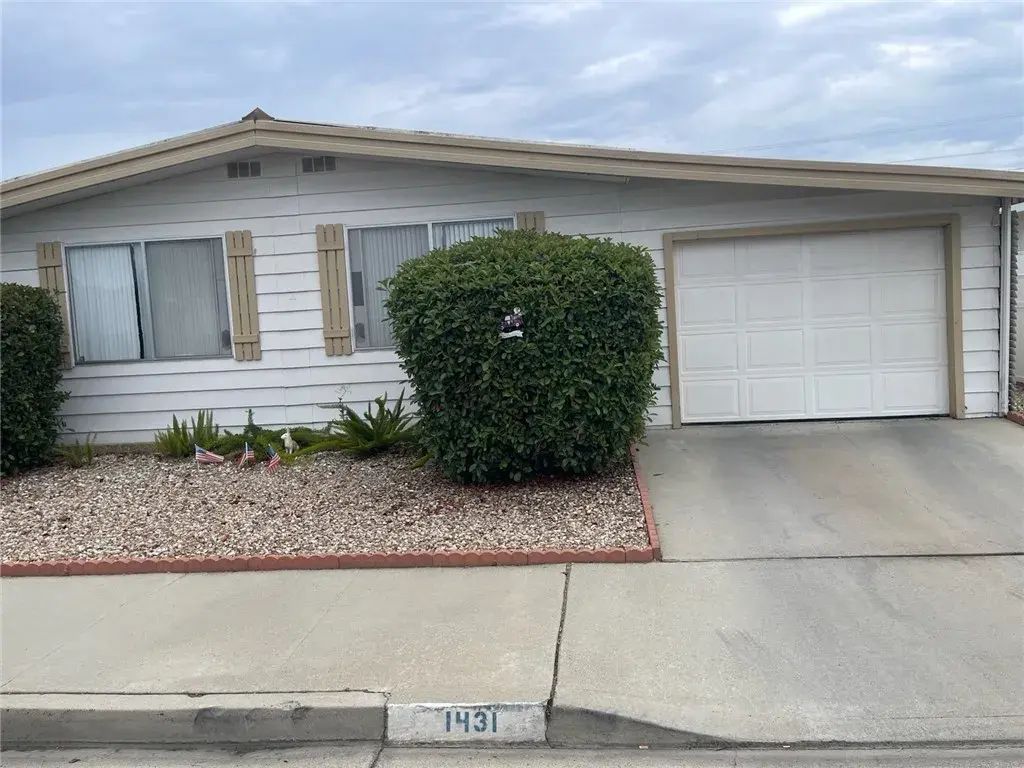 1431 Bella Vista, Hemet