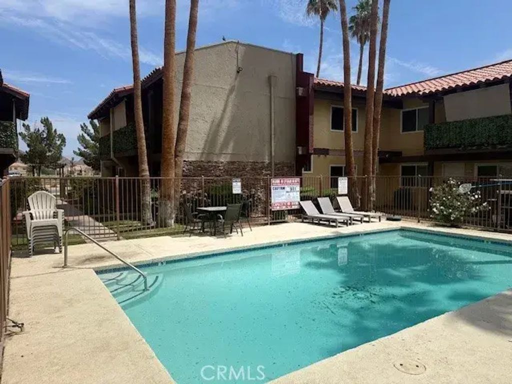 51025 Ave Martinez B, La Quinta