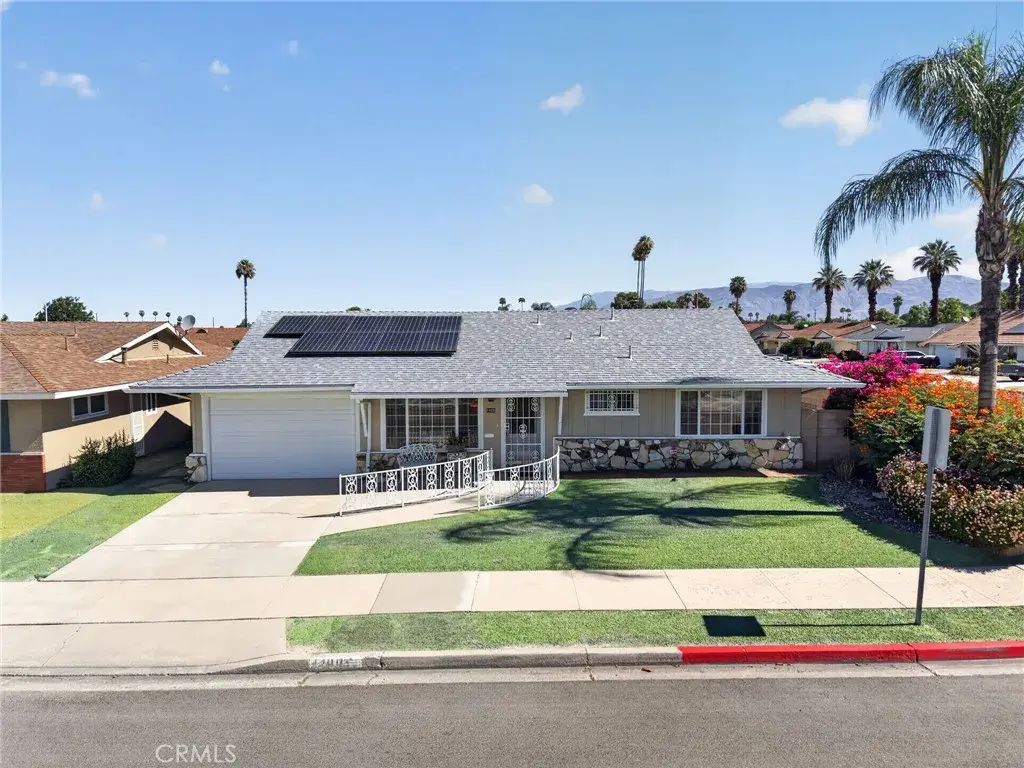 1400 W Mayberry, Hemet